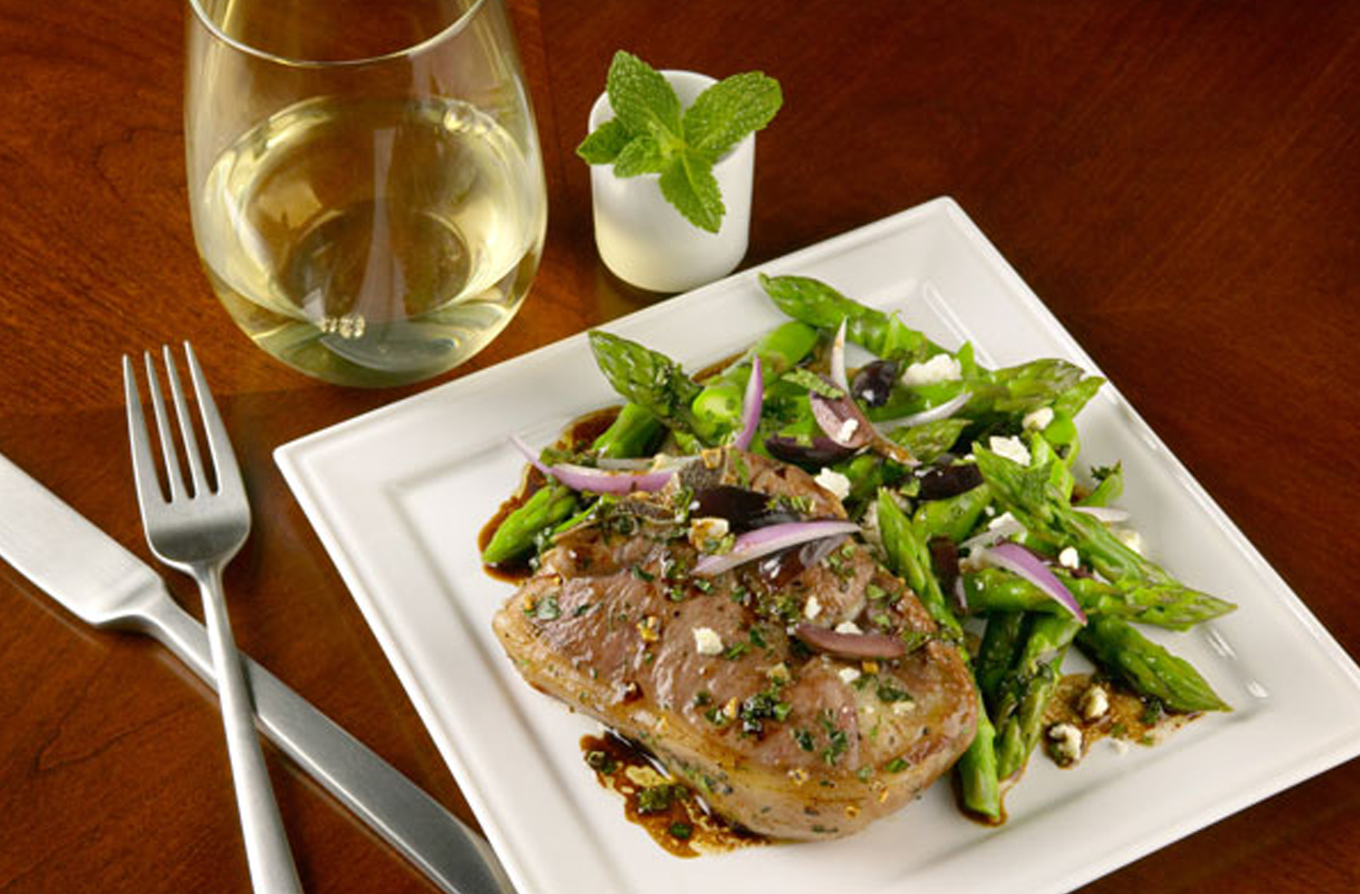 Warm Salad of Asparagus Spears and Seared Lamb Chops with Fresh Mint Vinaigrette